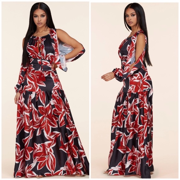 Maxi Dress by L’atiste Midnight Floral Holiday Dress - Picture 12 of 12